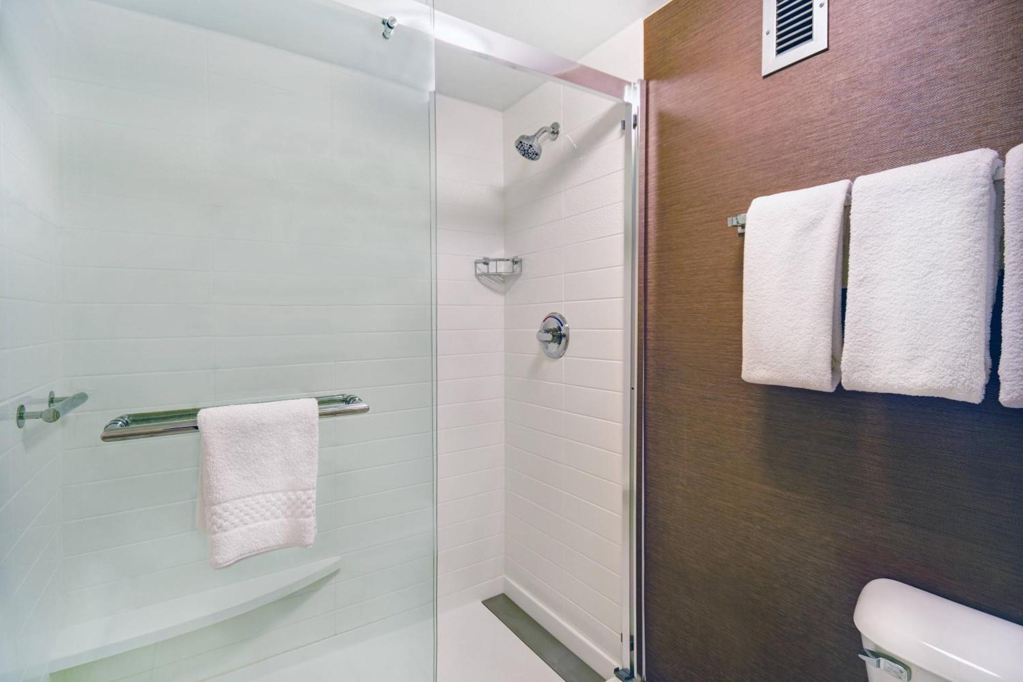Fairfield Inn & Suites By Marriott Atlanta Vinings/Galleria Смирна Екстер'єр фото