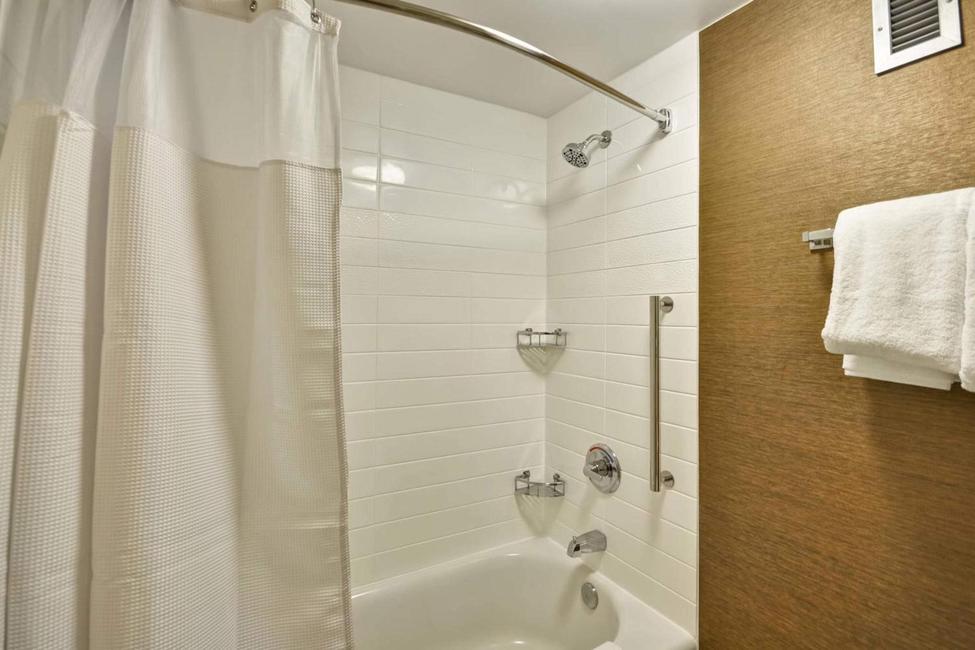 Fairfield Inn & Suites By Marriott Atlanta Vinings/Galleria Смирна Екстер'єр фото