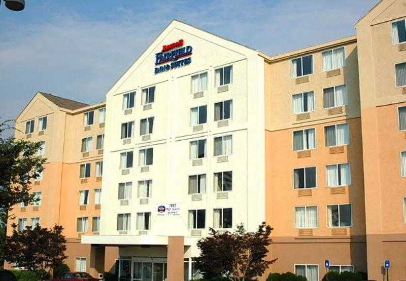 Fairfield Inn & Suites By Marriott Atlanta Vinings/Galleria Смирна Екстер'єр фото