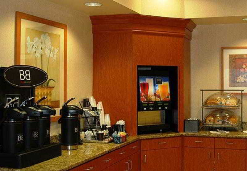 Fairfield Inn & Suites By Marriott Atlanta Vinings/Galleria Смирна Екстер'єр фото
