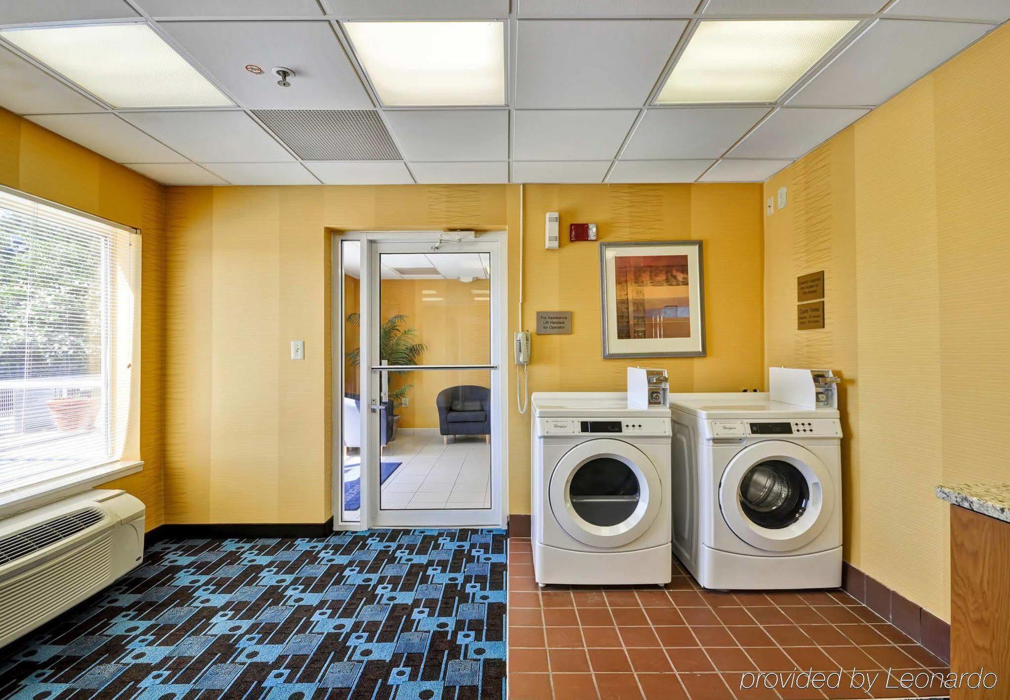 Fairfield Inn & Suites By Marriott Atlanta Vinings/Galleria Смирна Екстер'єр фото